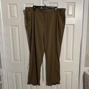 Roundtree & Yorke Tan Chinos